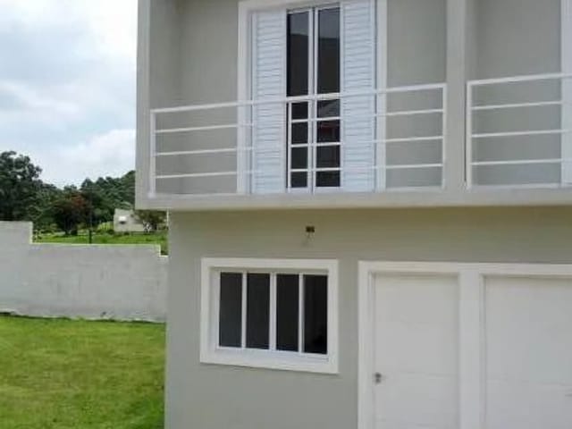 Sobrado com 59m² 2 quartos e 1 banheiro, à venda, no bairro Outeiro de Passárgada em Cotia