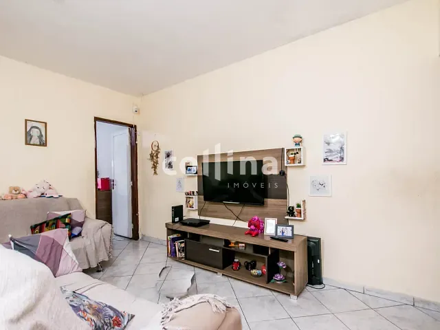 Apartamento 6 quartos e 2 banheiros, à venda, no bairro Parque Santa Teresa em Carapicuíba