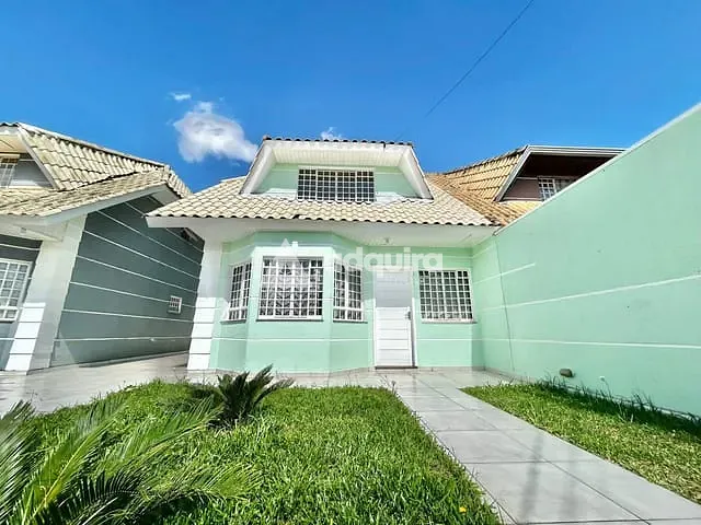 Sobrado com 188m² 3 quartos e 2 banheiros, à venda, no bairro Colônia Dona Luíza em Ponta Grossa