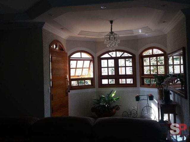 Sobrado 3 quartos e 6 banheiros, à venda, no bairro Jardim Triana em São Paulo