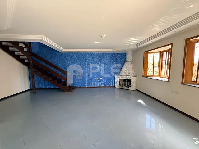 Sobrado com 470m² 4 quartos e 6 banheiros, à venda, no bairro Parque Vitória  em São Paulo