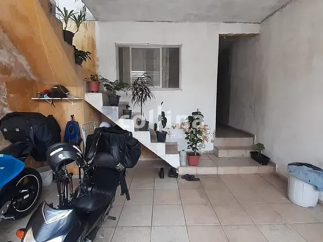 Sobrado com 180m² 3 quartos e 3 banheiros, à venda, no bairro Jardim Primeiro de Maio em Carapicuíba