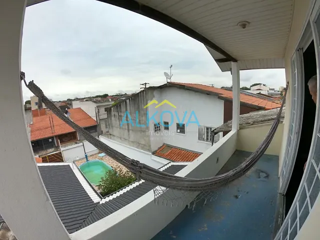 Sobrado com 278m² 4 quartos e 3 banheiros, à venda, no bairro Residencial Altos Do Bosque em São José dos Campos