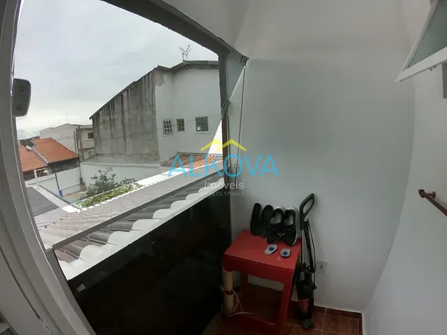 Sobrado com 278m² 4 quartos e 3 banheiros, à venda, no bairro Residencial Altos Do Bosque em São José dos Campos