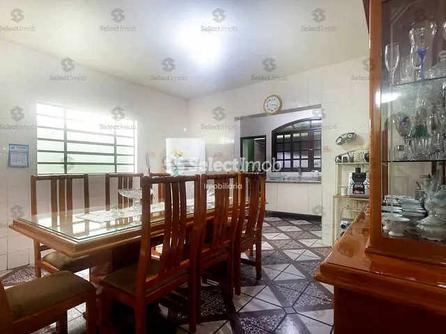 Sobrado com 237m² 3 quartos e 2 banheiros, à venda, no bairro Jardim Nóbrega em Mauá