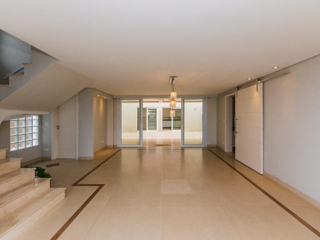 Foto do Sobrado - Sobrado para venda em Vila Ester com 4 quartos, sendo 3 suítes , 357m² | Lares e Andares Imóveis