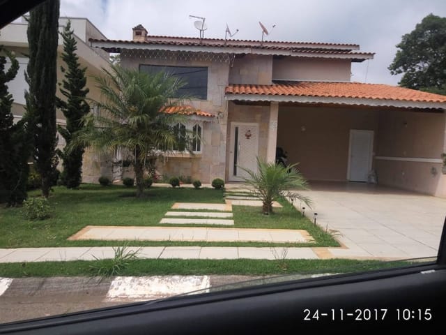 Sobrado com 360m² 4 quartos e 4 banheiros, à venda, no bairro Jardim Europa em Vargem Grande Paulista