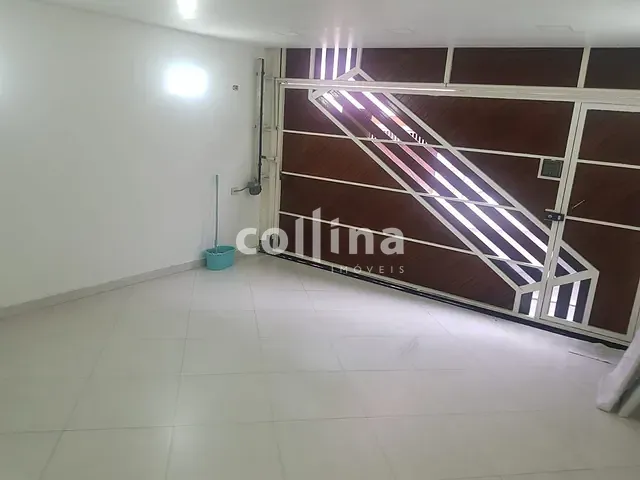 Sobrado com 200m² 2 quartos e 4 banheiros, à venda, no bairro Vila Quintino em Carapicuíba