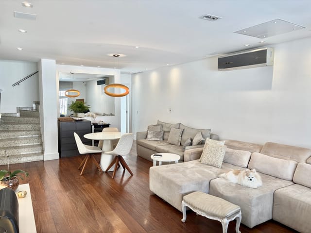 Sobrado com 230m² 3 quartos e 4 banheiros, à venda, no bairro Jardim da Glória em São Paulo