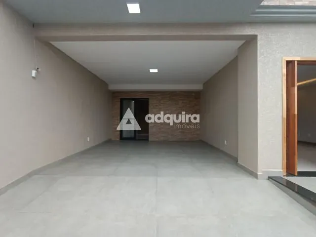 Sobrado 3 quartos e 4 banheiros, à venda, no bairro Jardim Carvalho em Ponta Grossa