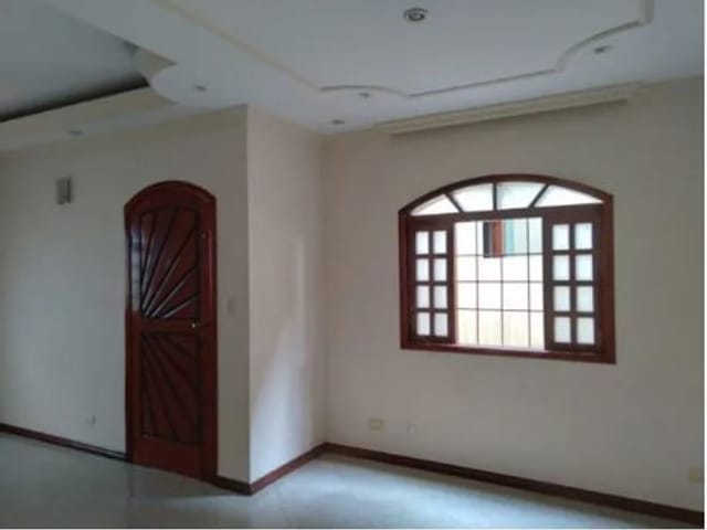 Foto do Sobrado - Sobrado com 4 dormitórios para alugar, 258 m² por R$ 4.610,00/mês - Jardim das Indústrias - São José dos Campos/SP | INDEPENDENCE NEGOCIOS IMOBILIARIOS LTDA