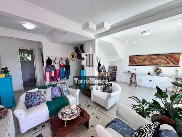 Sobrado com 118m² 3 quartos e 3 banheiros, à venda, no bairro Uvaranas em Ponta Grossa