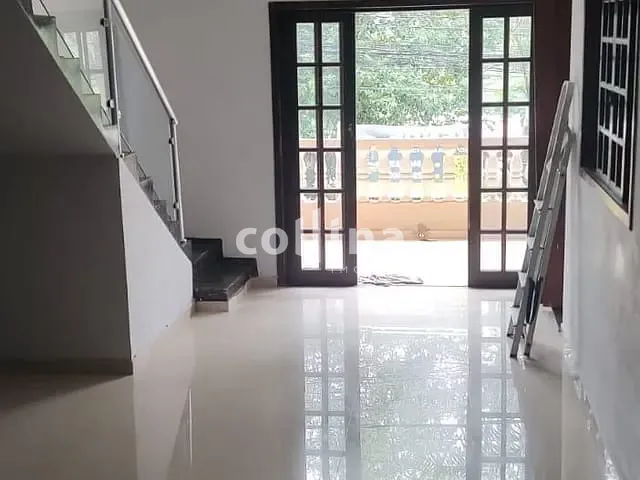 Sobrado com 190m² 3 quartos e 3 banheiros, à venda, no bairro Jardim Maria Beatriz em Carapicuíba