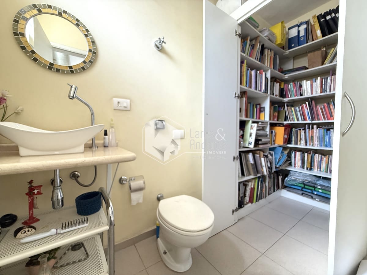 Sobrado, 9 quartos, 213 m² - Foto 33