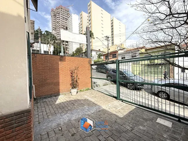Sobrado com 213m² 9 quartos e 5 banheiros, à venda, no bairro Perdizes em São Paulo