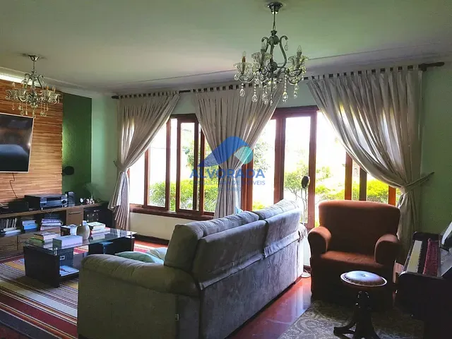Sobrado com 532m² 3 quartos e 1 banheiro, à venda, no bairro Jardim Aquarius em São José dos Campos