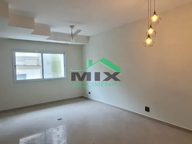 Sobrado com 155m² 2 quartos e 1 banheiro, à venda, no bairro Vila Eldízia em Santo André
