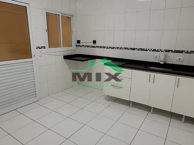 Sobrado com 155m² 2 quartos e 1 banheiro, à venda, no bairro Vila Eldízia em Santo André