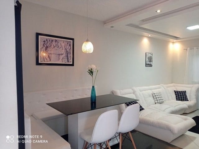 Foto do Sobrado - Sobrado com 3 dormitórios à venda, 93 m² por R$ 340.000,00 - Cidade Jardim - Jacareí/SP | RUSSI IMÓVEIS