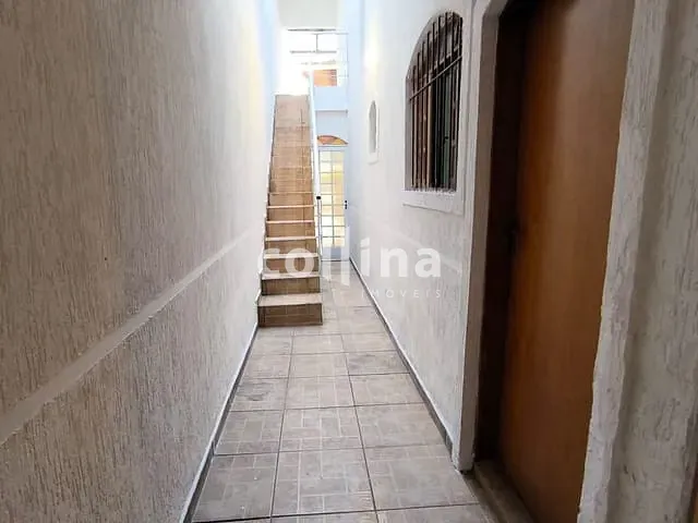 Sobrado 2 quartos e 2 banheiros, à venda, no bairro Vila da Oportunidade em Carapicuíba