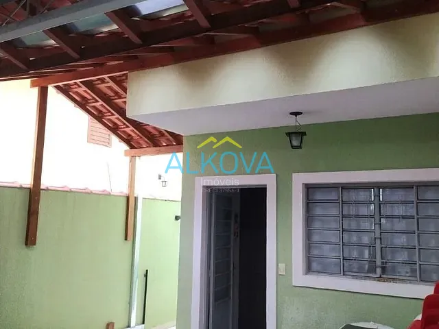 Sobrado com 125m² 3 quartos e 2 banheiros, à venda, no bairro Jardim Del Rey em São José dos Campos