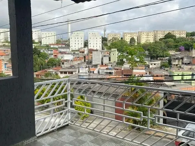 Sobrado com 125m² 2 quartos e 2 banheiros, à venda, no bairro Jardim Aeroporto III em Mogi das Cruzes