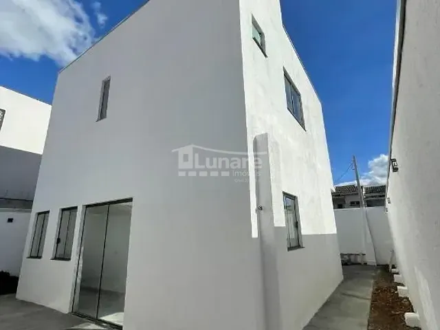 Sobrado com 157m² 3 quartos e 3 banheiros, à venda, no bairro Loteamento Rio Acima em Mogi das Cruzes