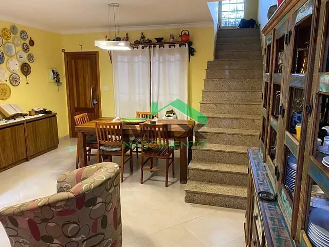 Sobrado 4 quartos e 3 banheiros, à venda, no bairro Nova Petrópolis em São Bernardo do Campo