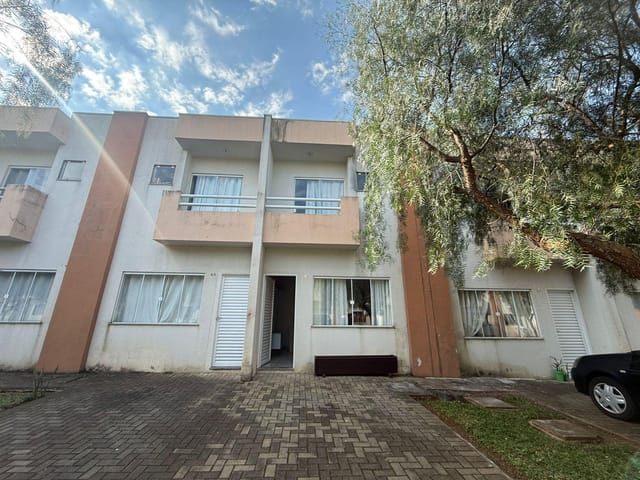 Locação - Sobrado Mobiliado, 2 quartos, 2 vagas, Próximo ao Campus UEPG, Uvaranas.