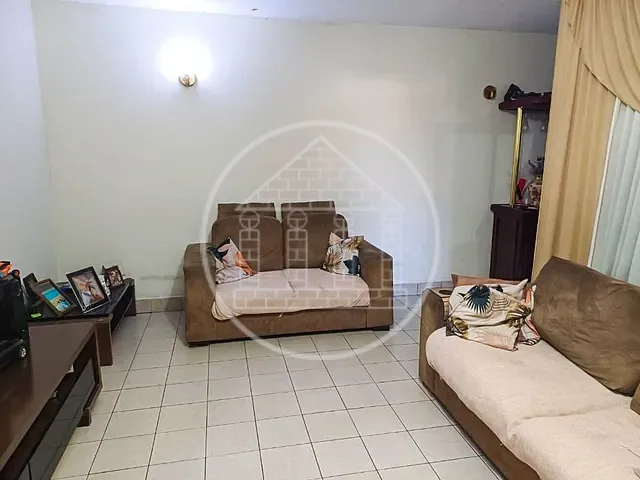 Sobrado com 250m² 3 quartos e 2 banheiros, à venda, no bairro Cidade Dutra em São Paulo