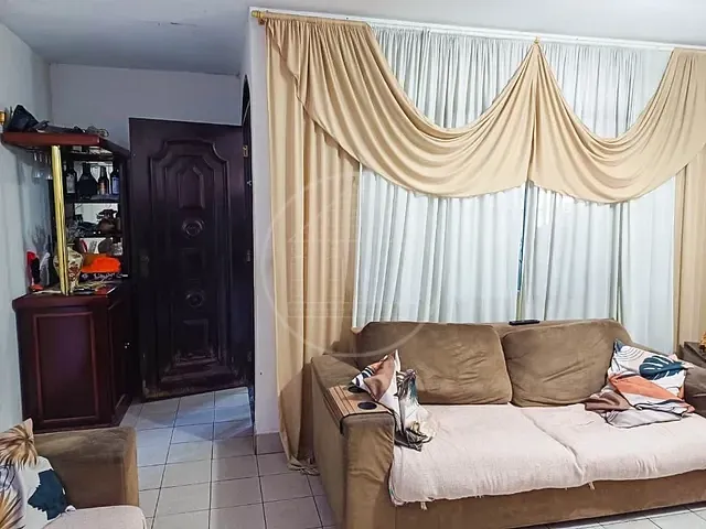 Sobrado com 250m² 3 quartos e 2 banheiros, à venda, no bairro Cidade Dutra em São Paulo