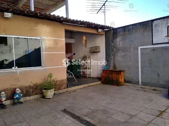 Sobrado com 350m² 4 quartos e 3 banheiros, à venda, no bairro Jardim Zaira em Mauá