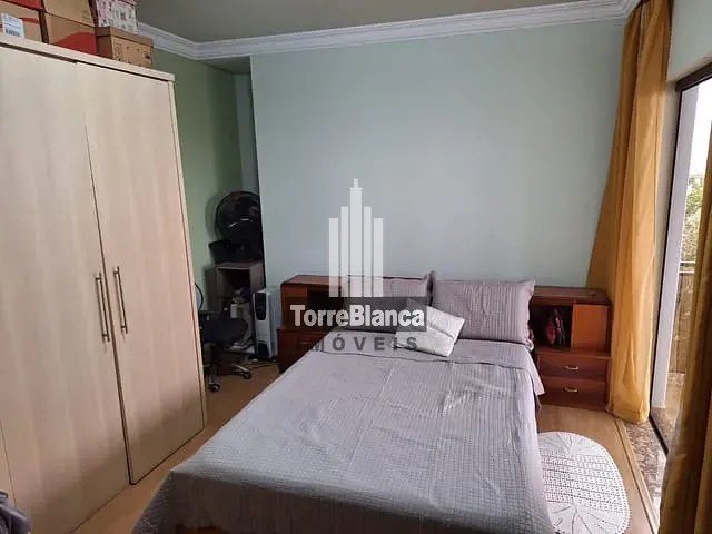 Sobrado com 600m² 4 quartos e 4 banheiros, à venda, no bairro Jardim Carvalho em Ponta Grossa