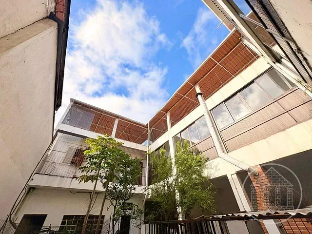 Sobrado com 330m², à venda ou para alugar, no bairro Cidade Dutra em São Paulo