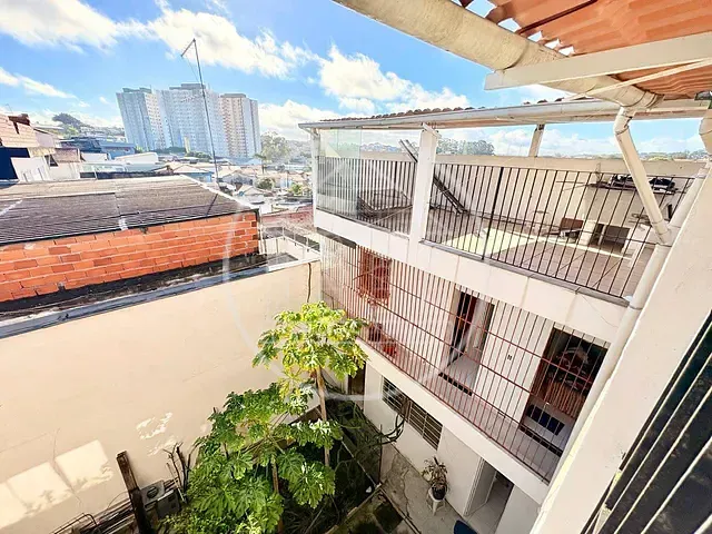 Sobrado com 330m², à venda ou para alugar, no bairro Cidade Dutra em São Paulo
