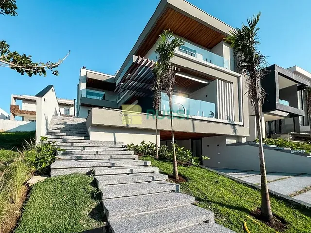 Sobrado com 460m² 5 quartos e 7 banheiros, à venda, no bairro Condomínio Residencial Alphaville I em São José dos Campos