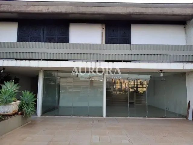 Sobrado com 391m² 1 quarto e 3 banheiros, para alugar, no bairro Vitoria em Londrina