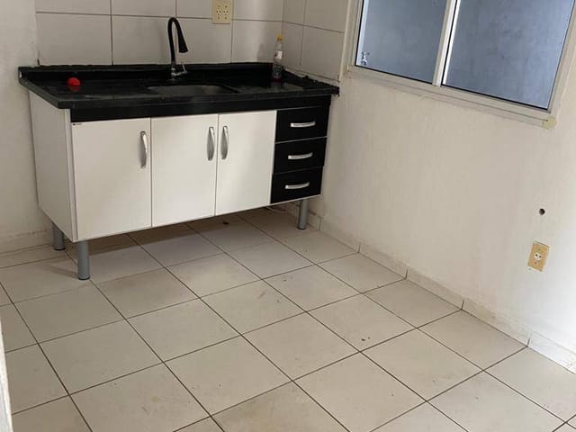 Sobrado com 45m² 2 quartos e 1 banheiro, para alugar, no bairro Jardim Isis em Cotia