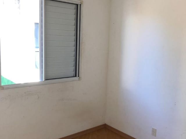 Sobrado com 45m² 2 quartos e 1 banheiro, para alugar, no bairro Jardim Isis em Cotia