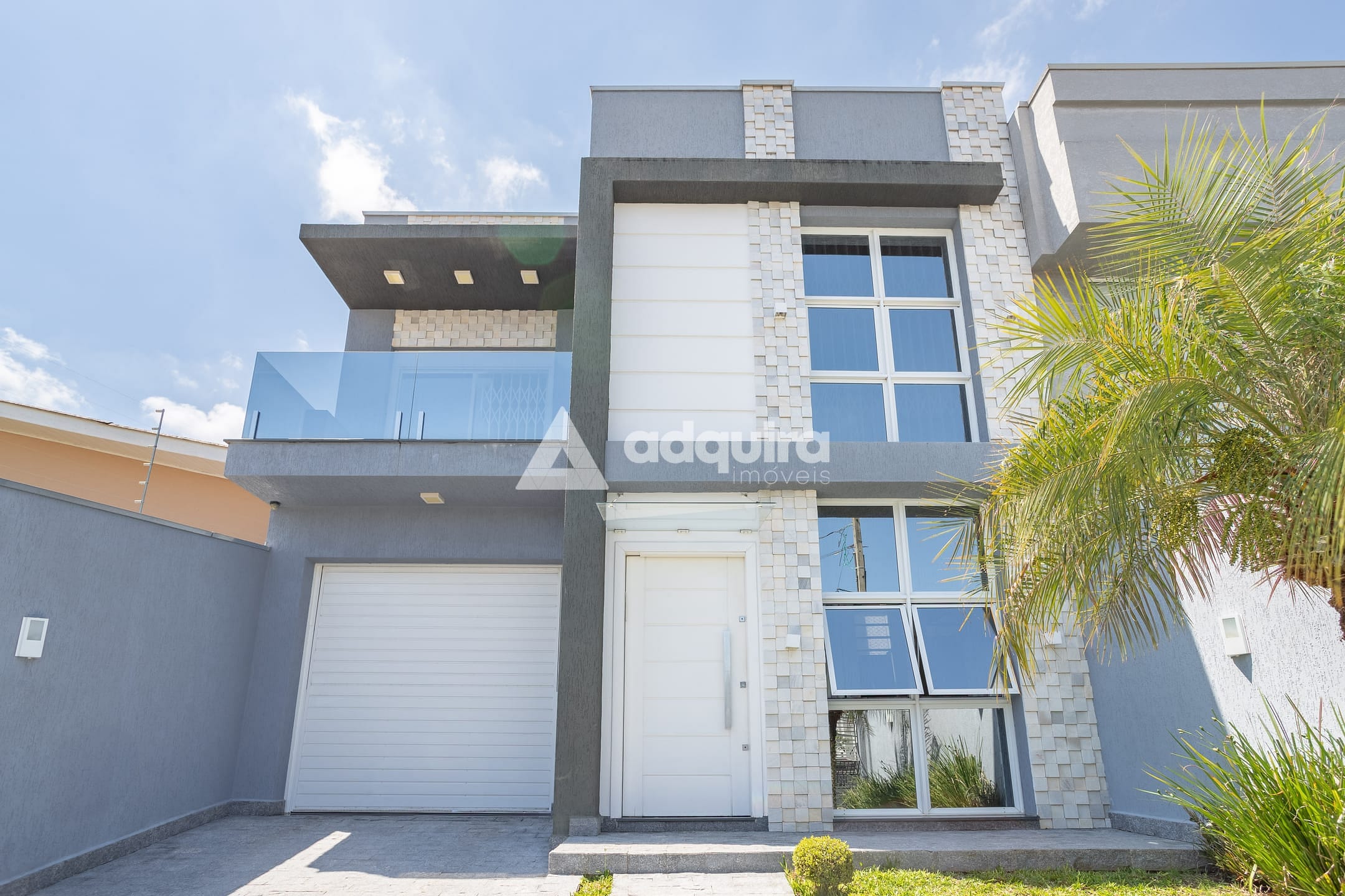 Sobrado, 3 quartos, 232 m² - Foto 1