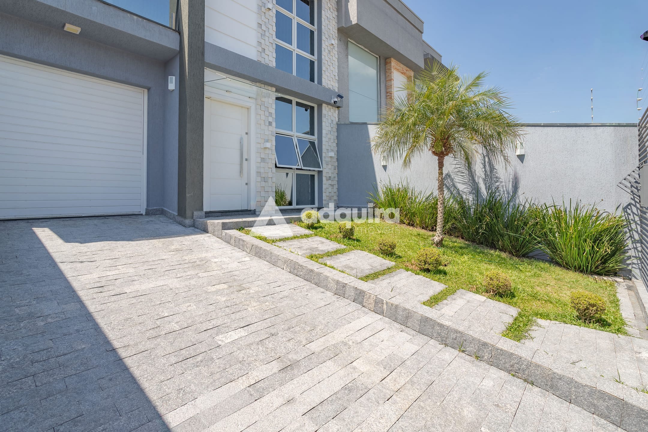 Sobrado, 3 quartos, 232 m² - Foto 2