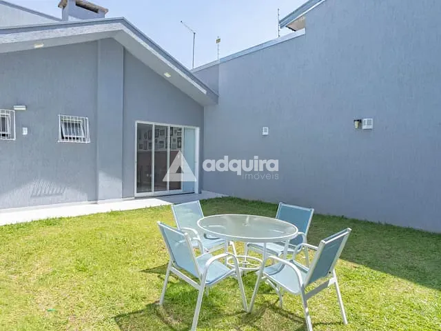 Sobrado com 288m² 3 quartos e 3 banheiros, à venda, no bairro Jardim Carvalho em Ponta Grossa