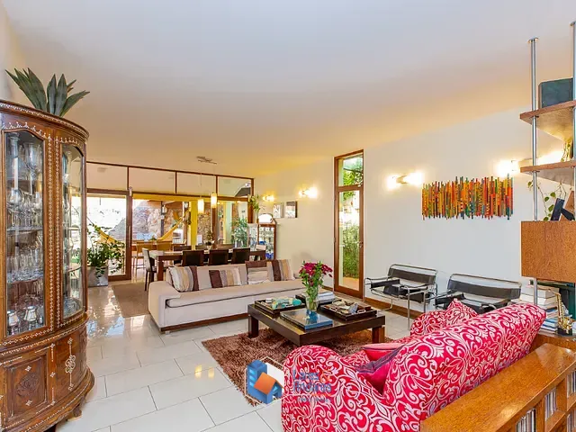 Sobrado com 424m² 4 quartos e 6 banheiros, à venda, no bairro Vila Madalena em São Paulo