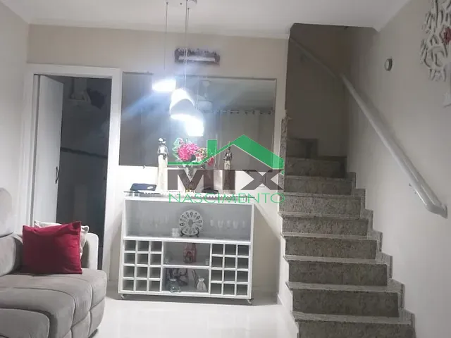 Sobrado com 126m² 3 quartos e 3 banheiros, à venda, no bairro Vila Santa Teresa (Zona Sul) em São Paulo