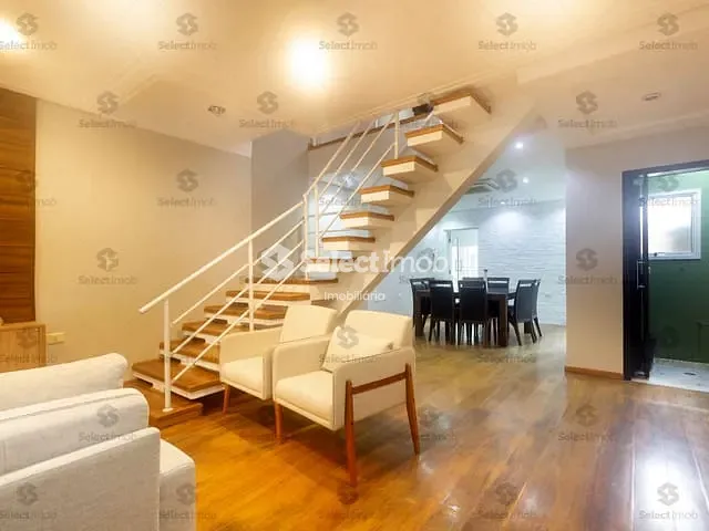 Sobrado com 160m² 3 quartos e 2 banheiros, à venda, no bairro Vila Assis Brasil em Mauá