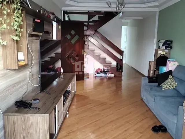 Sobrado com 250m² 3 quartos e 3 banheiros, à venda, no bairro Mogi Moderno em Mogi das Cruzes