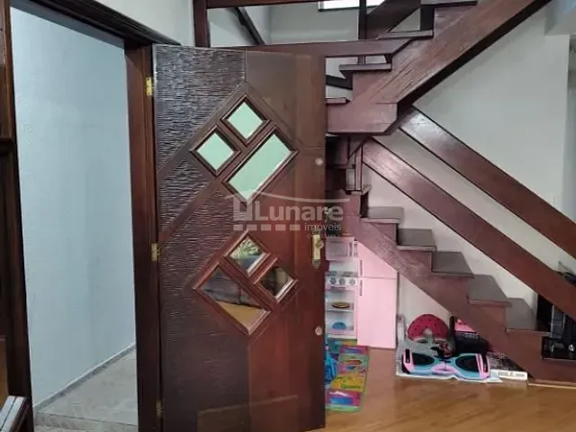 Sobrado com 250m² 3 quartos e 3 banheiros, à venda, no bairro Mogi Moderno em Mogi das Cruzes