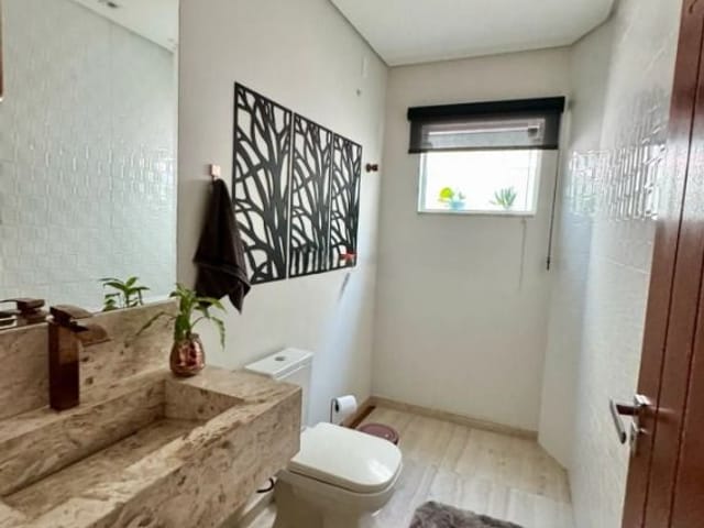 Foto do Sobrado - Sobrado com 3 dormitórios à venda, 143 m² por R$ 750.000,00 - Parque Martim Cecerê - São José dos Campos/SP | INDEPENDENCE NEGOCIOS IMOBILIARIOS LTDA