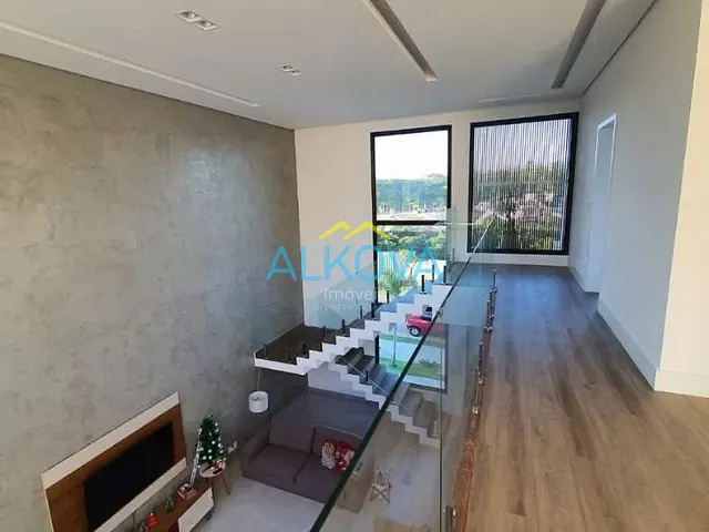 Sobrado com 472m² 4 quartos e 5 banheiros, à venda, no bairro Condomínio Residencial Alphaville em São José dos Campos