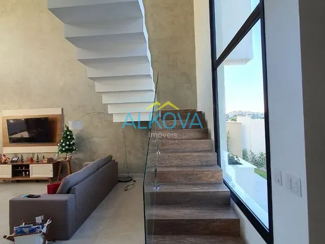 Sobrado com 472m² 4 quartos e 5 banheiros, à venda, no bairro Condomínio Residencial Alphaville em São José dos Campos